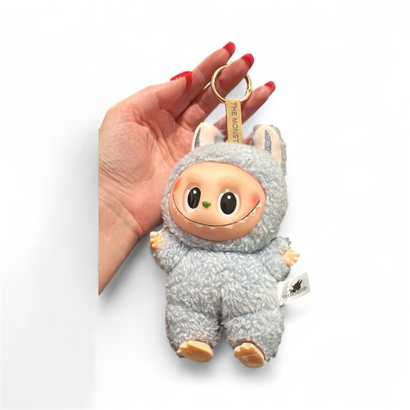 La Bubu Cute Plush Keychain - Picture 1 of 6